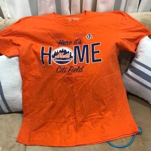 T shirt 👕 orange